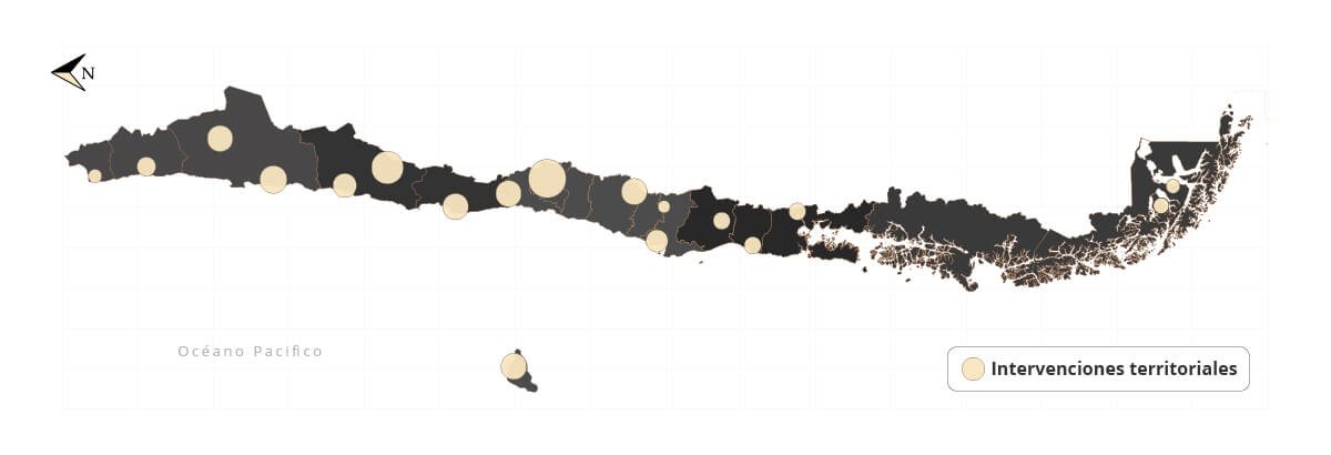 Mapa de Chile con las intervenciones territoriales de Pumarino Arquitectos, de Arica a Punta Arenas