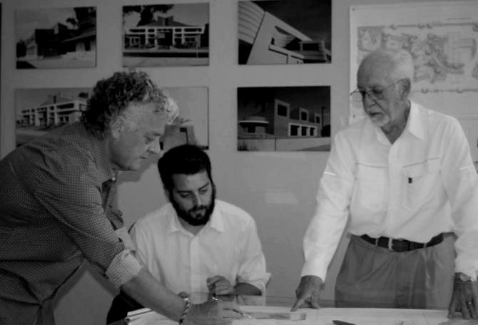 Eugenio Pumarino, fundador del estudio, en sus inicios